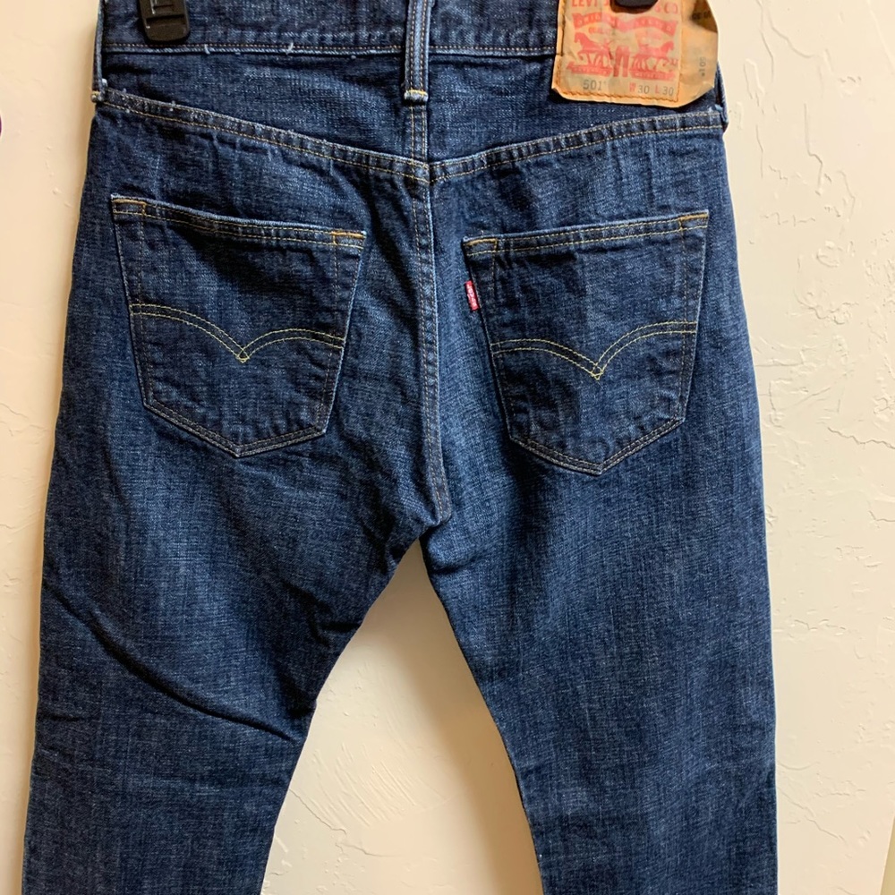 Men’s Levi’s 501 dark jeans like new